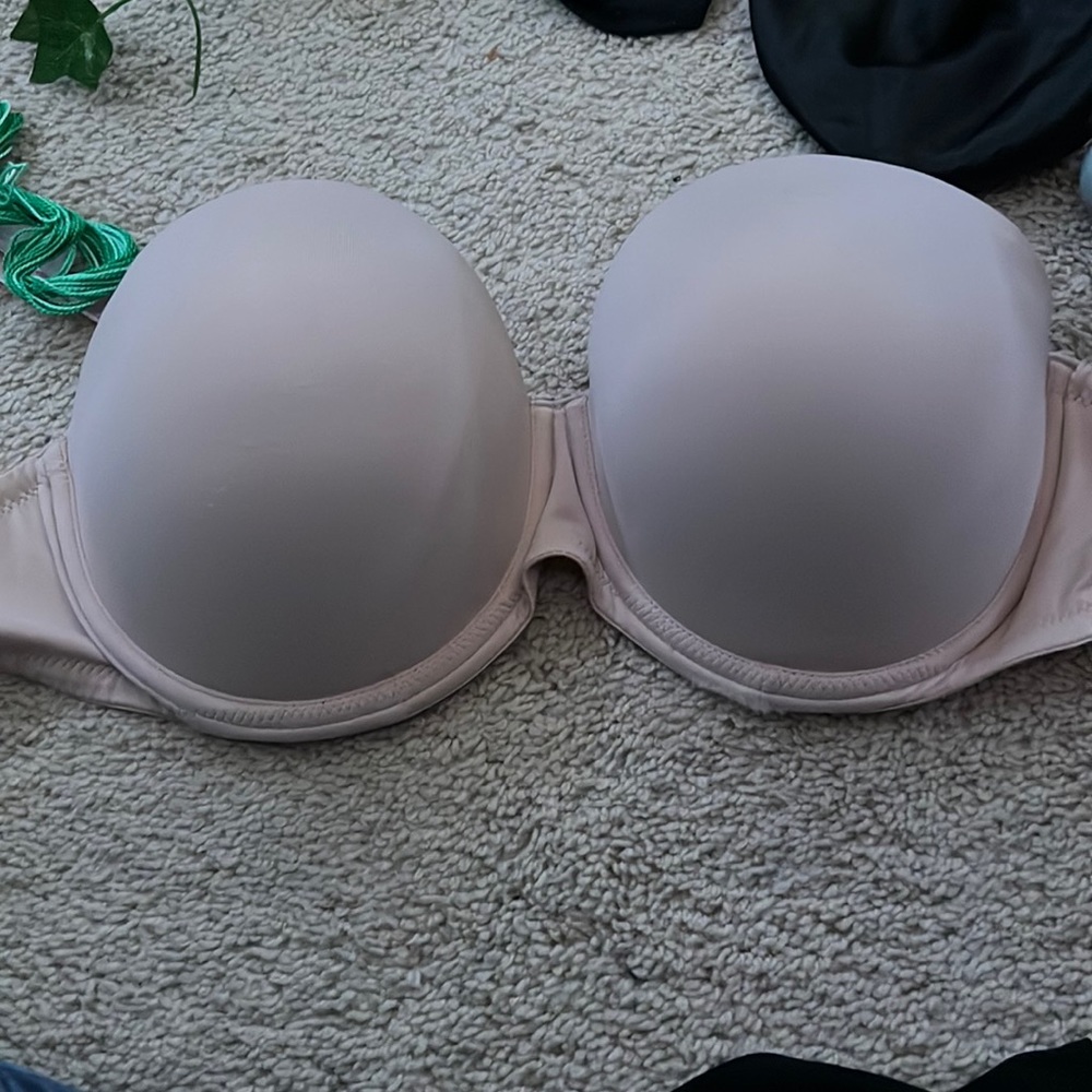 strapless bra